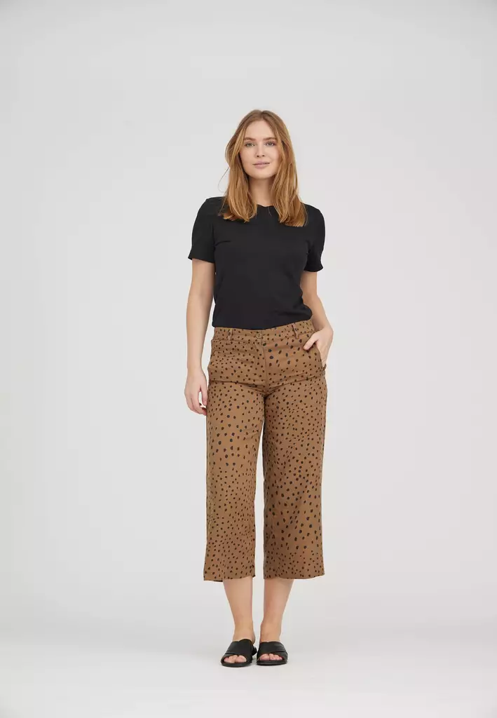 LAURIE Hilde Loose Cropped Housut - Cropped, 7/8 -lahje - 231100837-81010 - 1