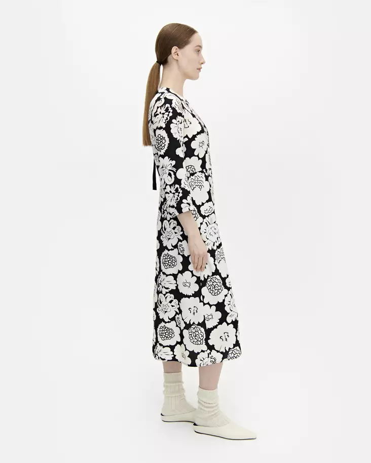 Marimekko Janetta Pieni Pioni Viskoosisekoitemekko Musta 