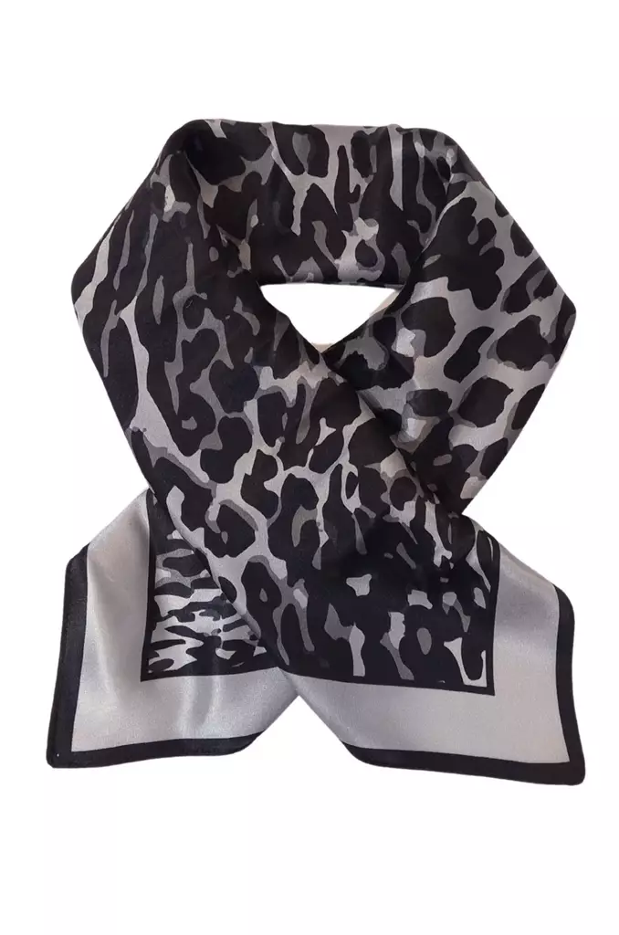 LASESSOR Kylie Silkkihuivi 55x55 cm - Neliöhuivit - 1125100041001 - 1