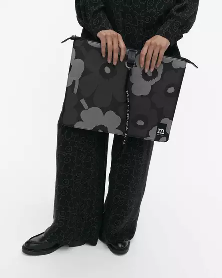 Marimekko Sleeve 15" Unikko Tietokoneen Suojatasku - Muut laukut ja kassit - 6411255046646 - 1