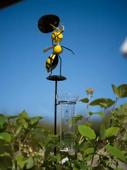 Different design Sademittari Ampiainen Mittalasilla 115 cm - Sisustusesineet - 7340025844856 - 2