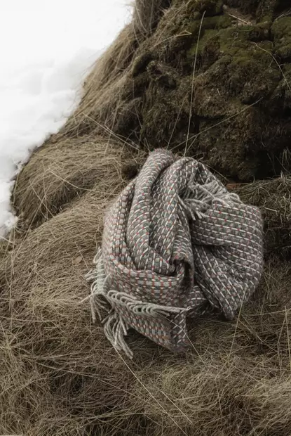 LAPUAN KANKURIT Havas Villahuopa 140x180 cm - Huovat - 6417695132789 - 2