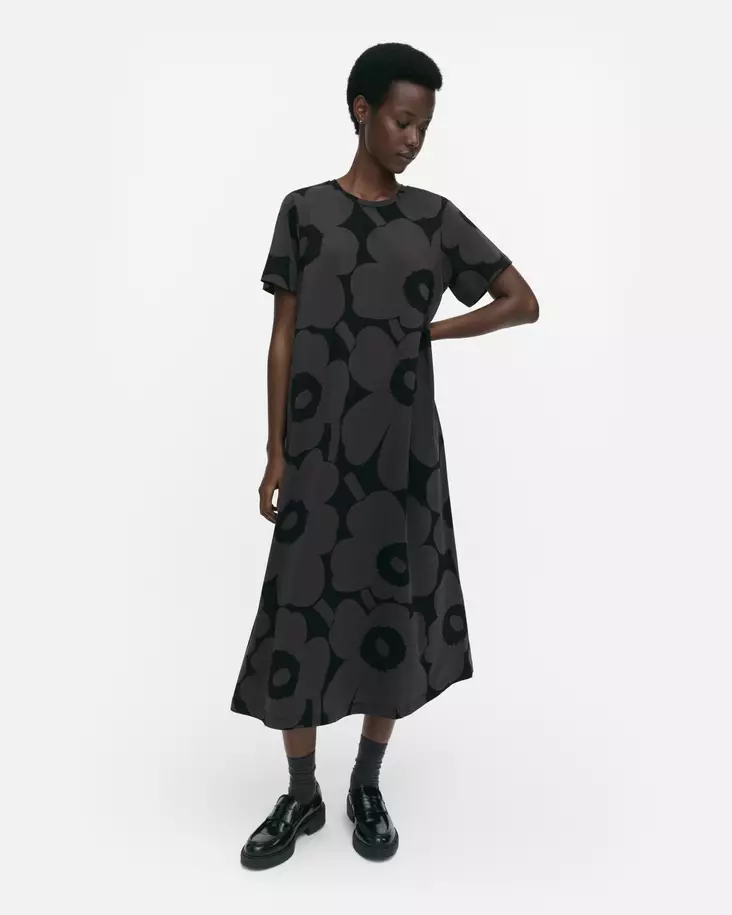Marimekko Pisteinen Unikko Trikoomekko - Trikoomekot ja Collegemekot - 094697-999 - 1