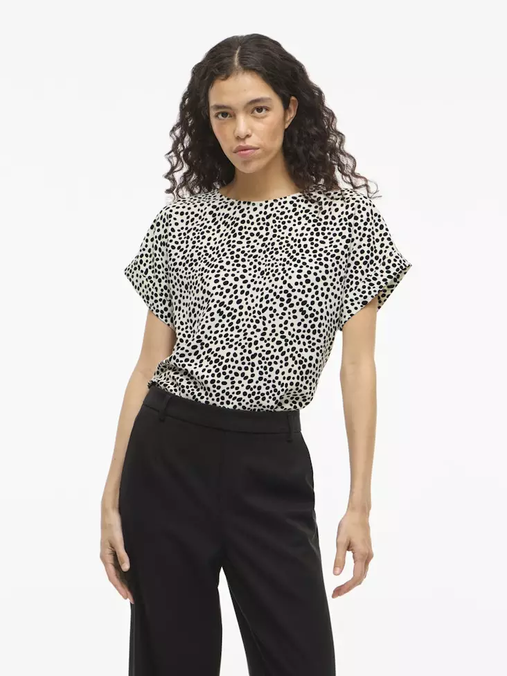 VILA VIJOSA Lyhythihainen Toppi Pyöreä Pääntie - Trikoopaidat ja Collegepaidat - NOS14101663SANDSH - 1