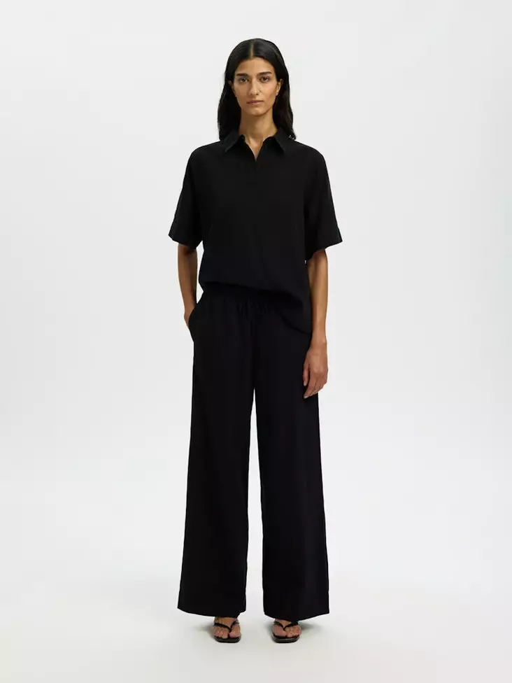 SELECTED FEMME SLFLUISA Leveälahkeiset Pellavasekoitehousut - Pitkät housut - 26216099901BLACK - 1