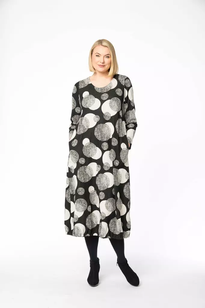 AINO Lilianna Valo Jacquard-neulosmekko - Neulosmekot - 223LILIANNNAVALO - 1